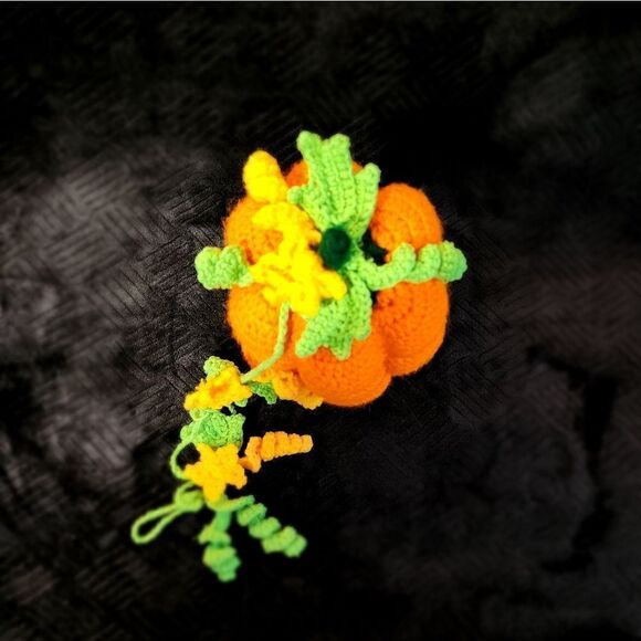 Lot of 3 handmade Crochet Pumpkin - Picture 3 of 9